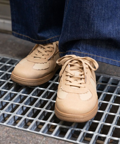 niko and（ニコアンド）の「カットオフジャーマントレーナー