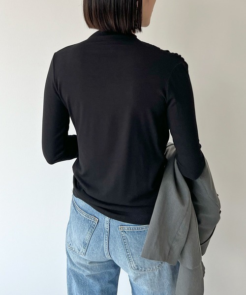 STELLA FISH(ステラフィッシュ)の「Draped Petite High Neck Tops(Tシャツ/カットソー・レディース・ブラック/グレー/ブラウン・FREE)」の20枚目の写真
