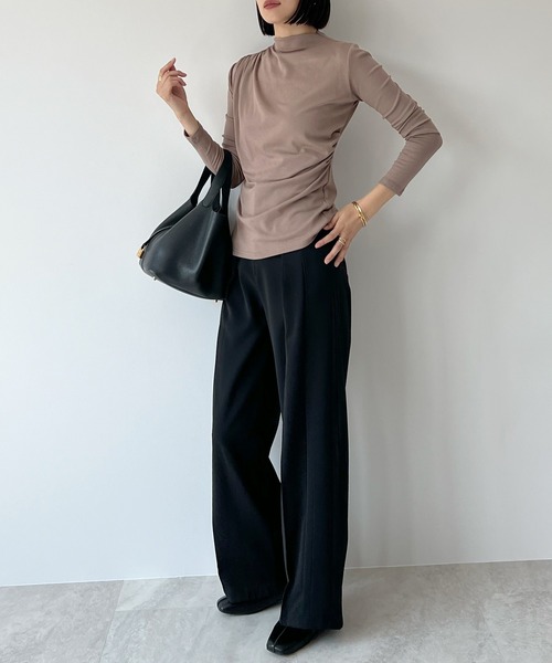 STELLA FISH(ステラフィッシュ)の「Draped Petite High Neck Tops(Tシャツ/カットソー・レディース・ブラック/グレー/ブラウン・FREE)」の8枚目の写真