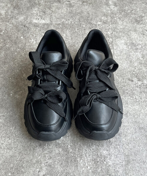 CPCM（シーピーシーエム）の「リボンデザイン厚底スニーカー（スニーカー・レディース・ベージュ/ブラック/アイボリー・MEDIUM/LARGE）」の11枚目の写真