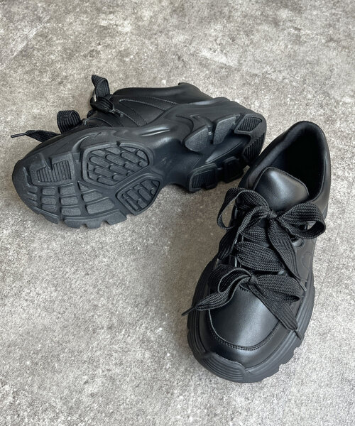 CPCM（シーピーシーエム）の「リボンデザイン厚底スニーカー（スニーカー・レディース・ベージュ/ブラック/アイボリー・MEDIUM/LARGE）」の12枚目の写真