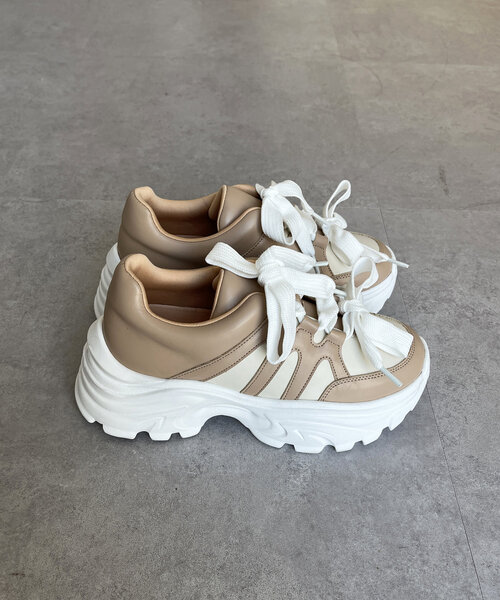 CPCM（シーピーシーエム）の「リボンデザイン厚底スニーカー（スニーカー・レディース・ベージュ/ブラック/アイボリー・MEDIUM/LARGE）」の19枚目の写真