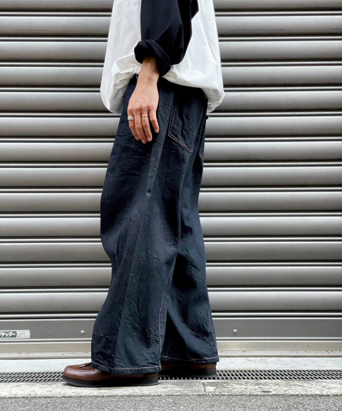 is-ness / イズネス】SILK DENIM 5PK BALLOON PANTS（デニムパンツ