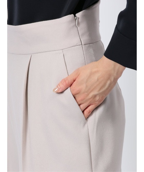 m.f.editorial(エムエフエディトリアル)の「【ウール調 ストレッチ ウォッシャブル UVカット 防シワ】m.f.エディトリアル レディース ワイドパンツ ライトグレー(セットアップ可能)(スーツパンツ・レディース・ライトグレー・MEDIUM/LARGE/X-LARGE/S)」の8枚目の写真