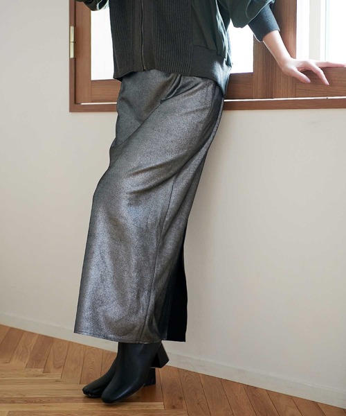 箔ストレッチスエードタイトスカート【WEB・一部店舗限定】（スカート）｜Jines（ジネス）