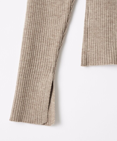 EMMEL REFINES（エメルリファインズ）の「＜EMMEL REFINES＞EM リブ エリツキ ニットプルオーバー ＆ オフショルダー（ニット/セーター・レディース・ベージュ/イエロー・FREE）」の13枚目の写真