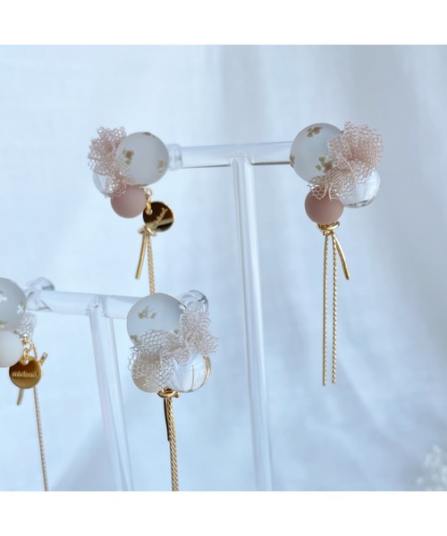 tone（トーン）の「【miuland】tutu flower【ノット】(MA)（ピアス（両耳用）・レディース・ホワイト/ブラウン・FREE）」の4枚目の写真
