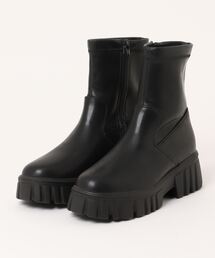 トラックソール厚底サイドジップショートブーツ
