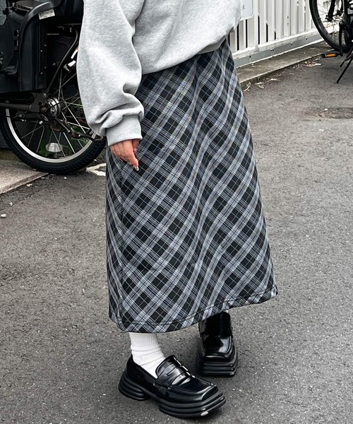 HALEY PESCA（ヘーリーペスカ）の「HALEY PESCA/バイアスチェック　ロングスカート（スカート・レディース・ブラック/ブラウン・LARGE/MEDIUM/SMALL）」の12枚目の写真