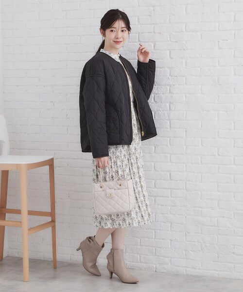 index（インデックス）の「◆リバーシブル キルティングフェイクファーブルゾン【洗濯機洗い可】（ブルゾン・レディース・アイボリー/ブラック・34/36/38/40/42）」の15枚目の写真