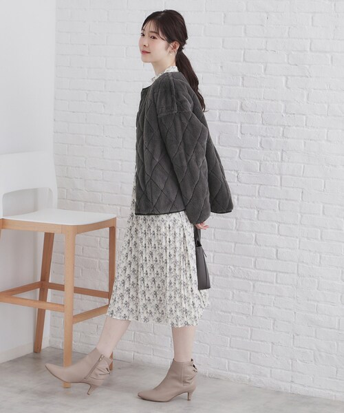 index（インデックス）の「◆リバーシブル キルティングフェイクファーブルゾン【洗濯機洗い可】（ブルゾン・レディース・アイボリー/ブラック・34/36/38/40/42）」の16枚目の写真