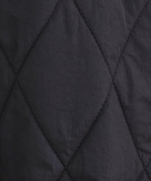 index（インデックス）の「◆リバーシブル キルティングフェイクファーブルゾン【洗濯機洗い可】（ブルゾン・レディース・アイボリー/ブラック・34/36/38/40/42）」の17枚目の写真