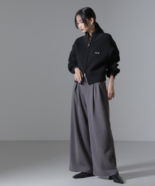 PENNEYS(ぺニーズ)の「PENNEYS別注TheFOXハイネックジップニットトップス(ニット/セーター・レディース・グレー/アイボリー/ブラック・FREE)」の17枚目の写真