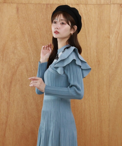 Cheek(チーク)の「デコルテシアーフリルリボンワンピース(ワンピース・レディース・モカ/ブラック/ブルー・MEDIUM)」の22枚目の写真