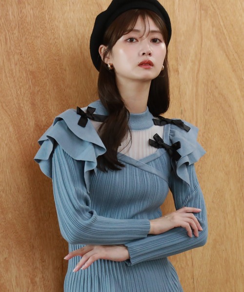 Cheek(チーク)の「デコルテシアーフリルリボンワンピース(ワンピース・レディース・モカ/ブラック/ブルー・MEDIUM)」の21枚目の写真