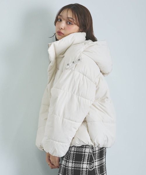 INGNI(イング)の「BIGフードエコダウン(ダウンジャケット/コート・レディース・ピンク/ライトベージュ/グレー系その他/ブラック/オフホワイト・M)」の13枚目の写真