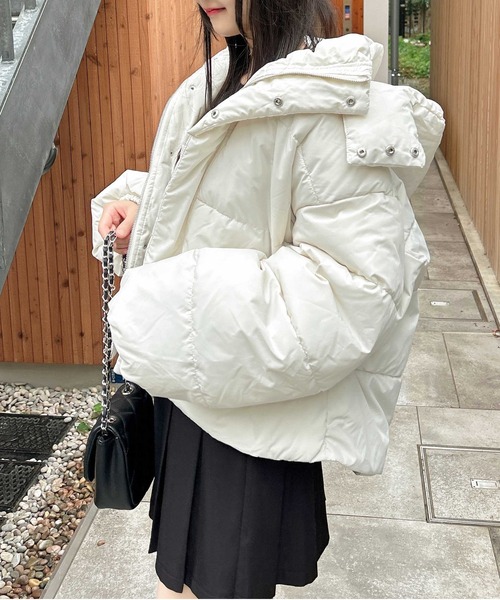 INGNI(イング)の「BIGフードエコダウン(ダウンジャケット/コート・レディース・ピンク/ライトベージュ/グレー系その他/ブラック/オフホワイト・M)」の18枚目の写真