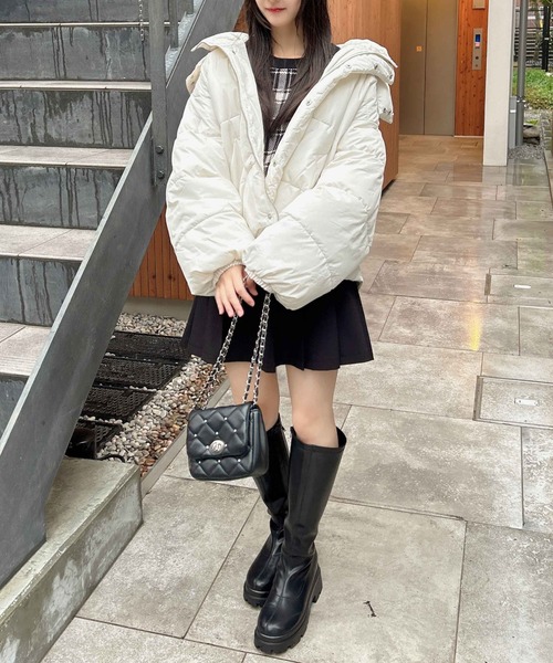 INGNI(イング)の「BIGフードエコダウン(ダウンジャケット/コート・レディース・ピンク/ライトベージュ/グレー系その他/ブラック/オフホワイト・M)」の21枚目の写真