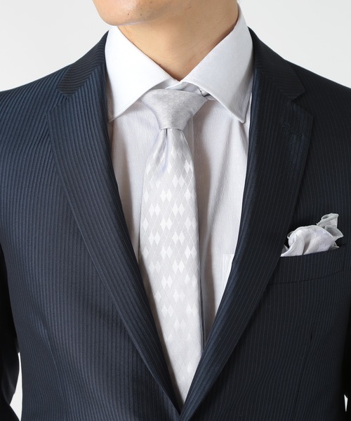 CROWDED CLOSET(クラウデッドクローゼット)の「変形アーガイル/シャドー千鳥柄クレリックタイ(ネクタイ・メンズ・シルバー/ボルドー/ネイビー・FREE)」の8枚目の写真