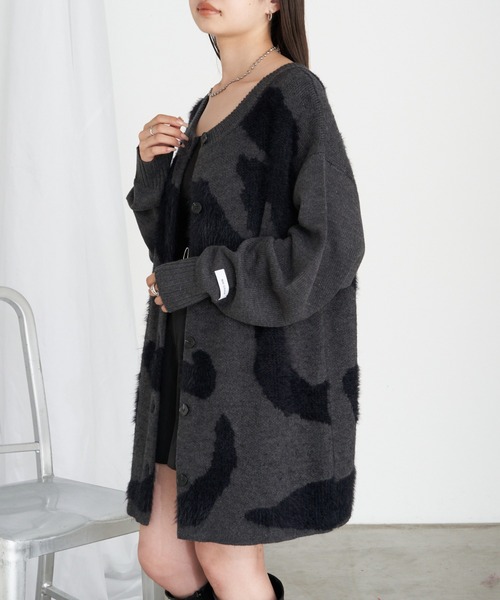 RAY CASSIN（レイカズン）の「【前後2WAY】Vネックヒョウ柄ルーズチュニック / ニット（ニット/セーター・レディース・チャコールグレー/ブラウン/アイボリー・FREE）」の3枚目の写真