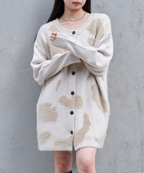 RAY CASSIN（レイカズン）の「【前後2WAY】Vネックヒョウ柄ルーズチュニック / ニット（ニット/セーター・レディース・チャコールグレー/ブラウン/アイボリー・FREE）」の2枚目の写真