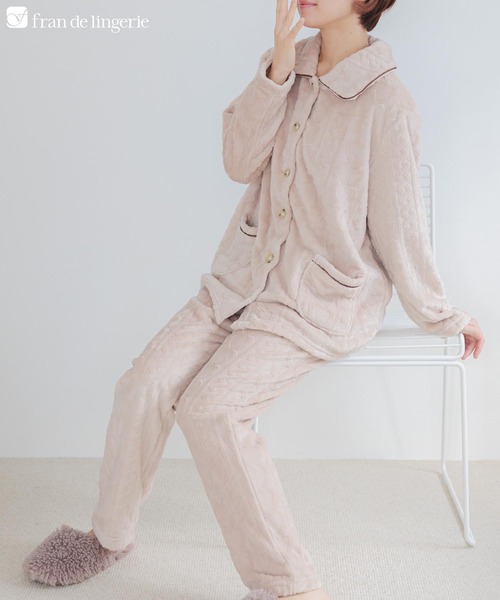 fran de lingerie（フランデランジェリー）の「ふんわり軽くて暖かいmemory fleece もこもこ フリース前開き上下セット レディース パジャマ ふわふわ 部屋着 かわいい あったか（ルームウェア/パジャマ・レディース・ブラウン系その他/オフホワイト/ネイビー/ピンク系その他2・M-L）」の3枚目の写真