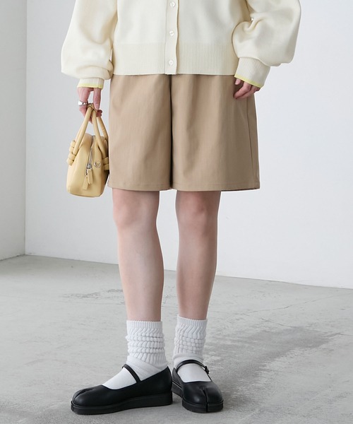 BONLECILL（ボンルシール）の「【軽量】ボリュームソールメリージェーンタビシューズ（バレエシューズ・レディース・ブラック/ベージュ/シルバー・XL/L/M/S）」の18枚目の写真