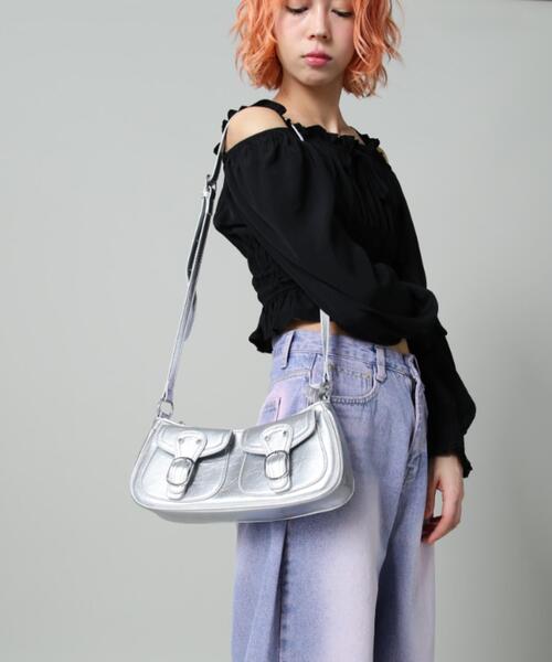 SIS(エスアイエス)の「【WEB限定】SIS/エスアイエス/サイドポケットショルダーバッグ(トートバッグ・レディース・レッド/シルバー・F)」の22枚目の写真
