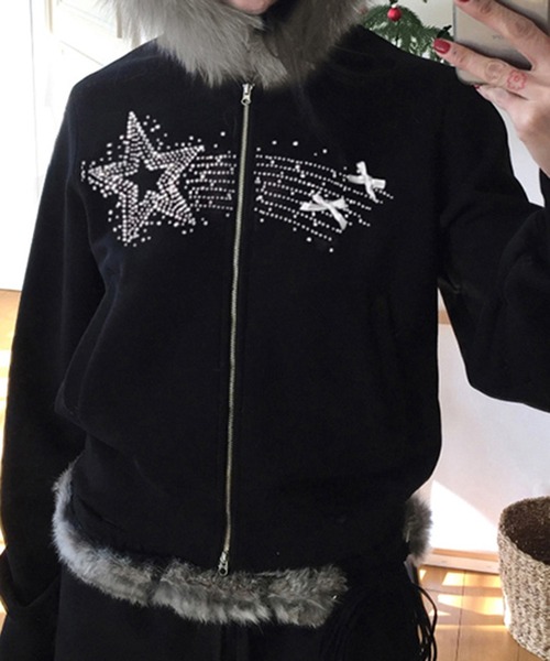 MEMECLE(メメクル)の「【 MEMECLE / メメクル 】ラメ ファー フードダブルジップパーカー(パーカー・レディース・ブラック/ホワイト・S/M)」の7枚目の写真