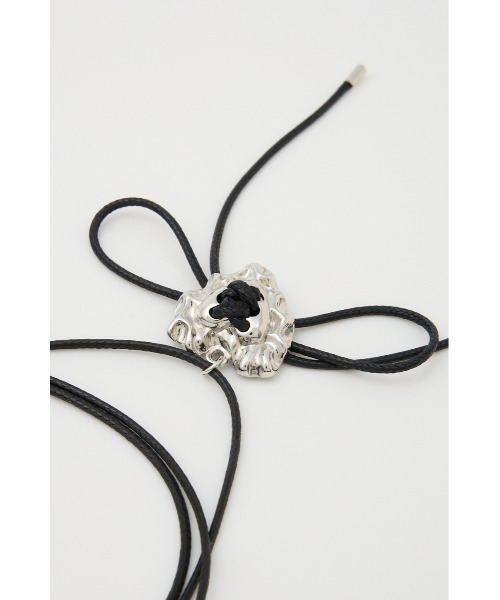 SLY(スライ)の「LACE UP HEART CHOKER レース アップ ハート チョーカー(チョーカー・レディース・シルバー・FREE)」の4枚目の写真