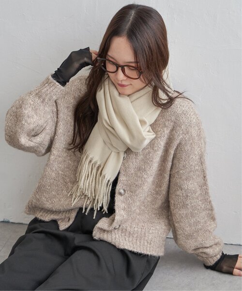 LBC（エルビーシー）の「シルクタッチマフラー（マフラー・レディース・ブラック/オフホワイト/ターコイズブルー・FREE）」の5枚目の写真