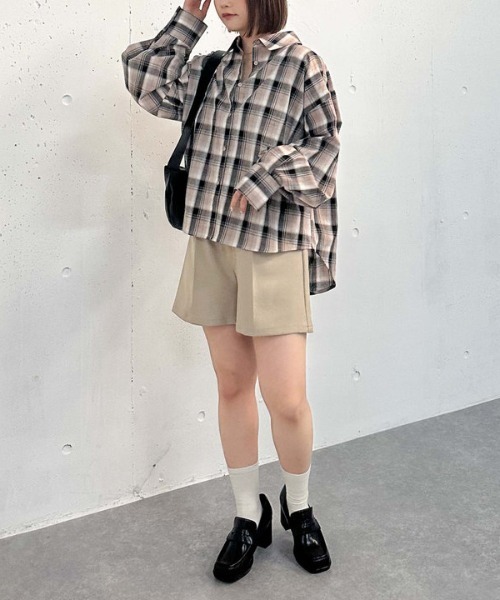 archives（アルシーヴ）の「【25ss/セットアップ対応】ベルト付タックショートパンツ（その他パンツ・レディース・ベージュ/グレー/ブラック・MEDIUM）」の12枚目の写真