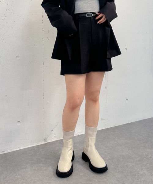 archives（アルシーヴ）の「【25ss/セットアップ対応】ベルト付タックショートパンツ（その他パンツ・レディース・ベージュ/グレー/ブラック・MEDIUM）」の13枚目の写真