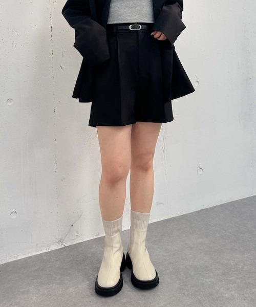 archives（アルシーヴ）の「【25ss/セットアップ対応】ベルト付タックショートパンツ（その他パンツ・レディース・ベージュ/グレー/ブラック・MEDIUM）」の15枚目の写真