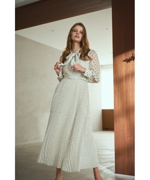Estella.K(エステラケー)の「Allaria Pleated Dress ドットタイプリーツドレス(ワンピース・レディース・オフホワイト/ブラック・FREE)」の10枚目の写真