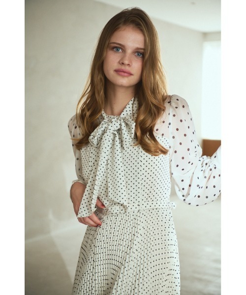 Estella.K(エステラケー)の「Allaria Pleated Dress ドットタイプリーツドレス(ワンピース・レディース・オフホワイト/ブラック・FREE)」の14枚目の写真