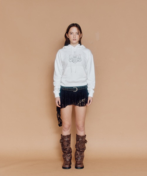 FCMM(エフシーエムエム)の「CANDLE HOODIE/キャンドルフーディ(パーカー・レディース・グレー/ブラック/ホワイト・SMALL/MEDIUM)」の4枚目の写真