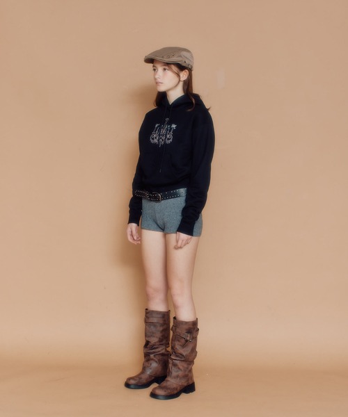 FCMM(エフシーエムエム)の「CANDLE HOODIE/キャンドルフーディ(パーカー・レディース・グレー/ブラック/ホワイト・SMALL/MEDIUM)」の13枚目の写真