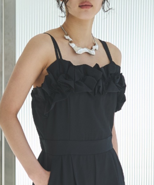 Trish(トリッシュ)の「前フリルサロペット(サロペット/オーバーオール・レディース・チャコールグレー/ブラック・MEDIUM)」の19枚目の写真