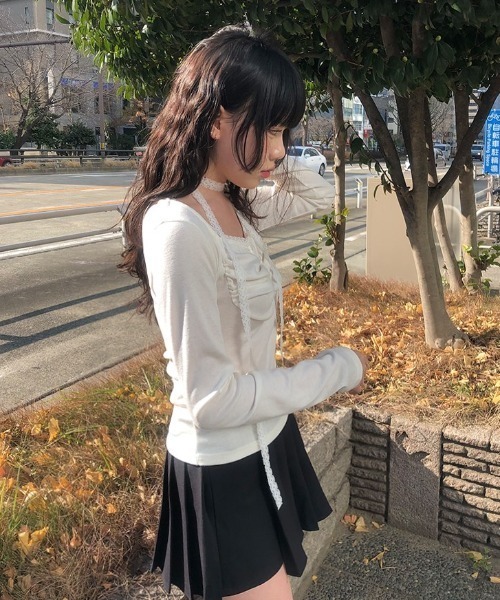 anyonemore（エニワンモア）の「レーススカーフくるみボタンシャーリングTシャツセット（Tシャツ/カットソー・レディース・ブラック/アイボリー・FREE）」の6枚目の写真