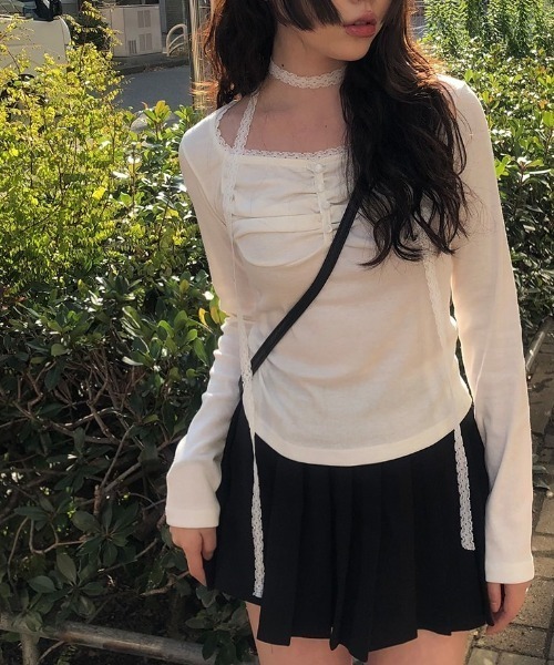 anyonemore（エニワンモア）の「レーススカーフくるみボタンシャーリングTシャツセット（Tシャツ/カットソー・レディース・ブラック/アイボリー・FREE）」の4枚目の写真