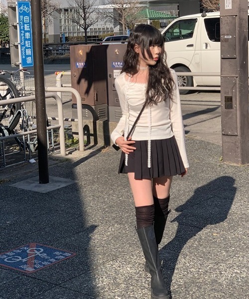 anyonemore（エニワンモア）の「レーススカーフくるみボタンシャーリングTシャツセット（Tシャツ/カットソー・レディース・ブラック/アイボリー・FREE）」の11枚目の写真