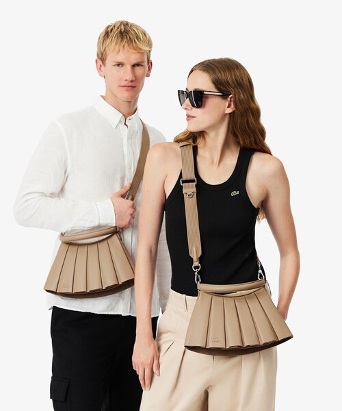 LACOSTE（ラコステ）の「LENGLEN レザープリーツハンドバッグ（ハンドバッグ・レディース・ブラウン/ホワイト/ブラック/モカ/オフホワイト/カーキ/ベージュ/オレンジ/ナチュラル・FREE）」の6枚目の写真