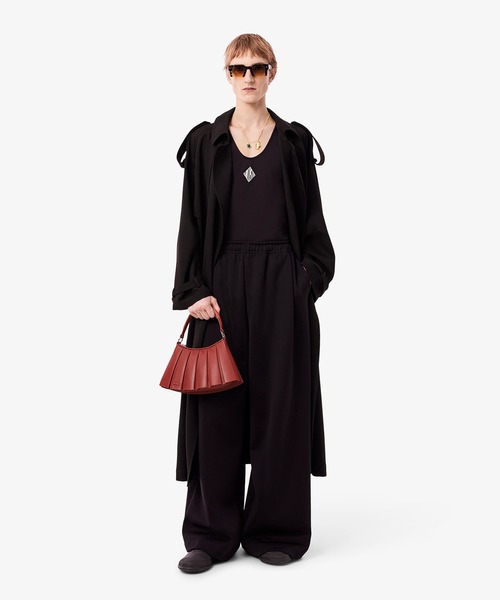 ファッションショー テニススカートラムレザーバッグ