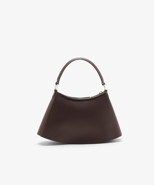 ファッションショー テニススカートラムレザーバッグ