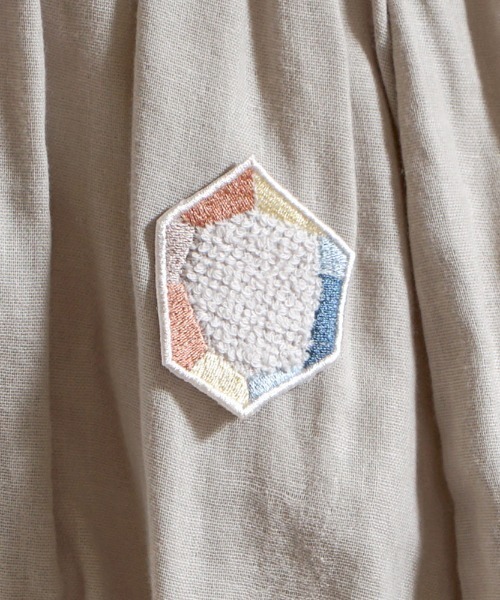 NAOMI ITO（ナオミイトウ）の「【Hommage de NAOMI ITO】ブルマ グレーアップリケ 50-70・70-90cm（その他ベビーウェア・キッズ・グレー・50-70cm）」の3枚目の写真