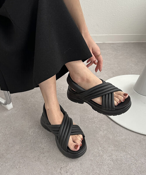 DISCOAT（ディスコート）の「クロストラックサンダル（サンダル・レディース・ブラック/アイボリー・SMALL/MEDIUM/LARGE）」の20枚目の写真