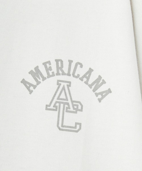 AMERICANA（アメリカーナ）の「[Americana×JEANS FACTORY/アメリカーナ×ジーンズファクトリー] 別注 ラウンドヘム バックプリントTシャツ（Tシャツ/カットソー・レディース・モカ/グレイッシュベージュ/スミクロ・F）」の18枚目の写真