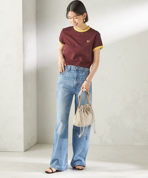 FRED PERRY(フレッドペリー)の「FRED PERRY:G9163 CROPPED RINGER TEE(Tシャツ/カットソー・レディース・オフホワイト/オリーブ/ワイン/ブラック・ONE SIZE)」の16枚目の写真