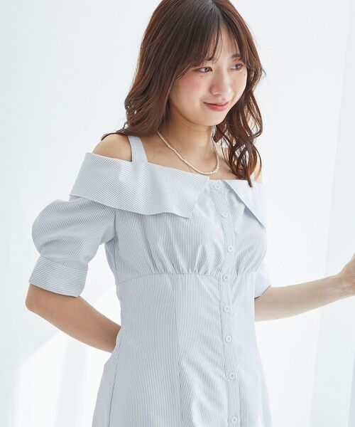 MAJESTIC LEGON(マジェスティックレゴン)の「オフショルシャツワンピース(シャツワンピース・レディース・オフホワイト/ライトグリーン/ブルー系その他2/ブラック系その他・X-SMALL/SMALL/MEDIUM)」の22枚目の写真